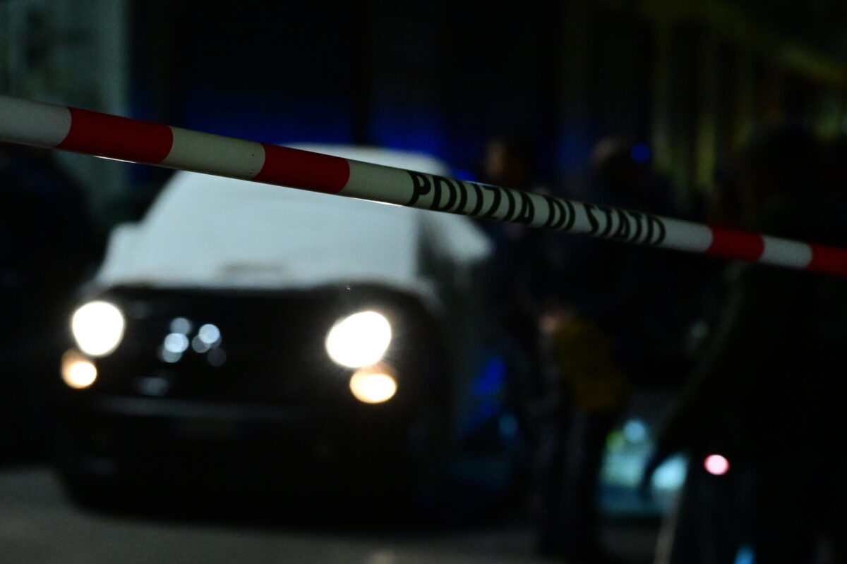 Chi è Carmine Notturno, il pluripregiudicato ucciso in un agguato a Napoli? A sparare due persone con il volto coperto