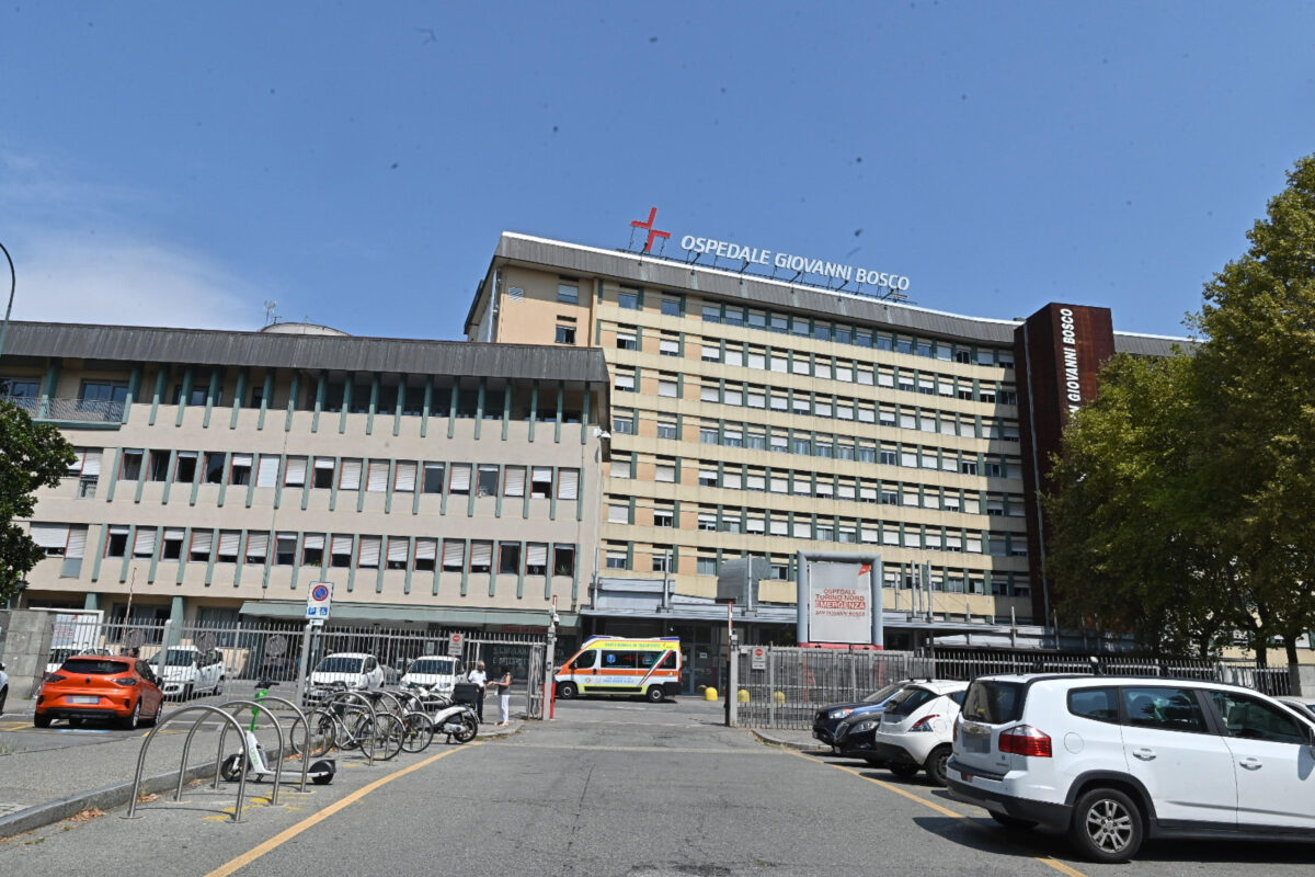 Chi è la bimba di due anni morta investita nel parcheggio dell'ospedale San Giovanni Bosco a Torino? La mamma stava chiedendo l'elemosina