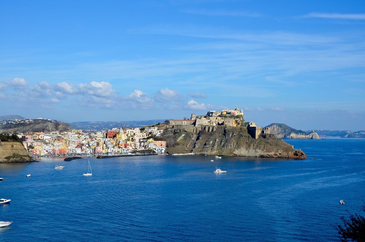 Sagra del Mare Flegrea 2024 a Monte Procida: programma, date, orari, indirizzo e dove parcheggiare. Tutto sull'evento gastronomico in provincia di Napoli