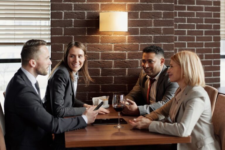 La pausa pranzo dei lavoratori è obbligatoria? Diritto, come funziona e durata