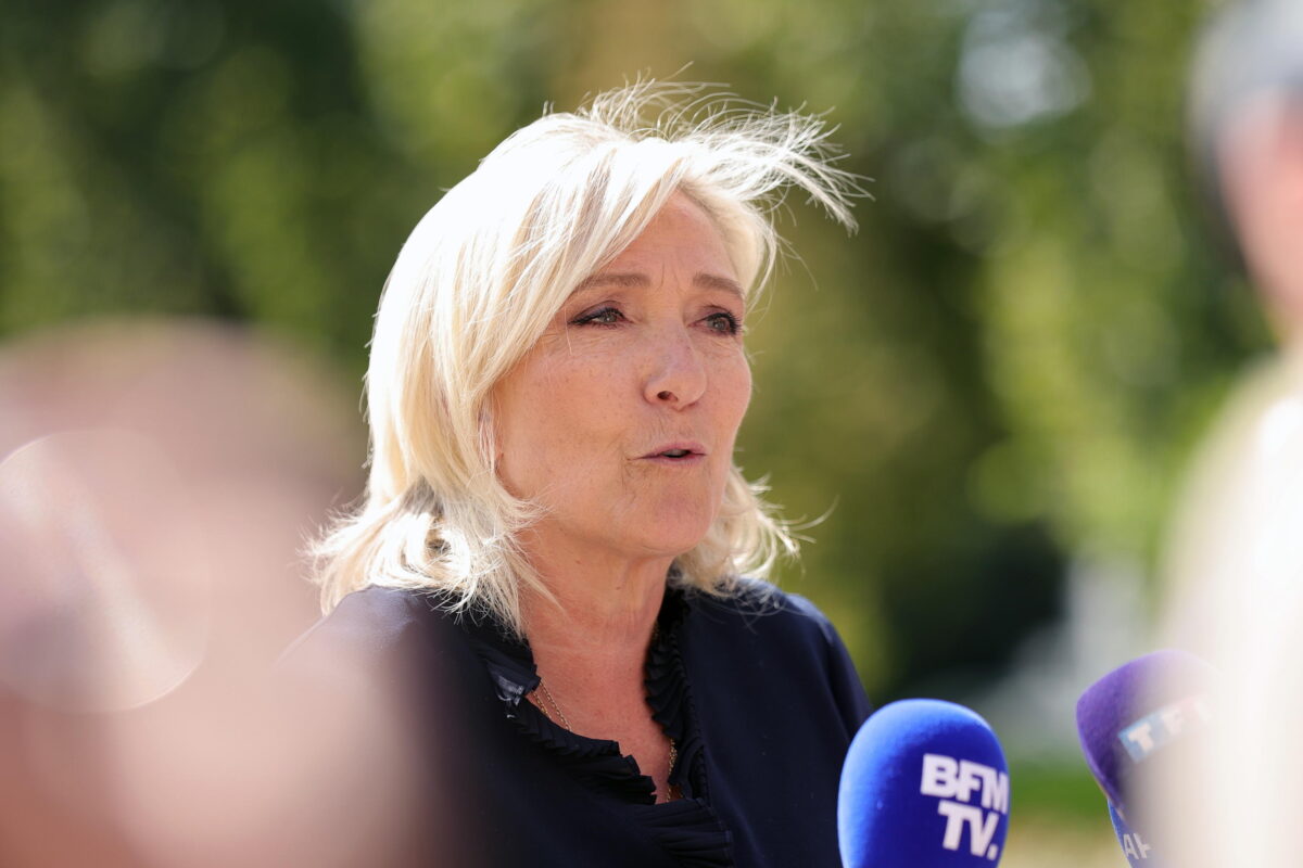 Elezioni Francia 2024, Le Pen apre a Barnier ma alle sue condizioni: la leader di estrema destra sarà decisiva per la formazione del governo?