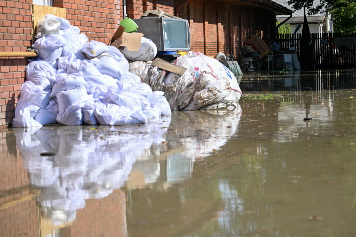 Allerta alluvione a Budapest? Ecco perché la città si prepara all'esondazione del Danubio: sarà la più grande dal 2013 | VIDEO