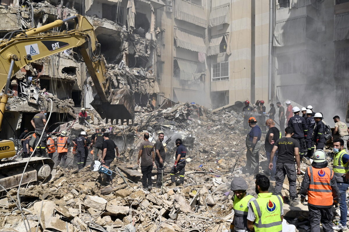 Libano, salgono i morti dopo l'attacco di Israele a Beirut: ecco perché il premier libanese non andrà  all'Assemblea ONU. Ultime notizie della guerra a Gaza