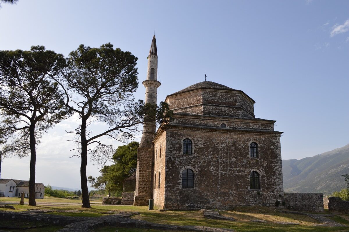 Cosa vedere a Ioannina e dintorni: 10 cose per scoprire la vera Grecia