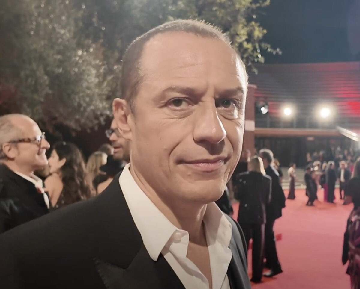 Festa del Cinema di Roma, sul red carpet la protesta degli attori di UNITA, al governo chiedono "serietà e ascolto" | VIDEO