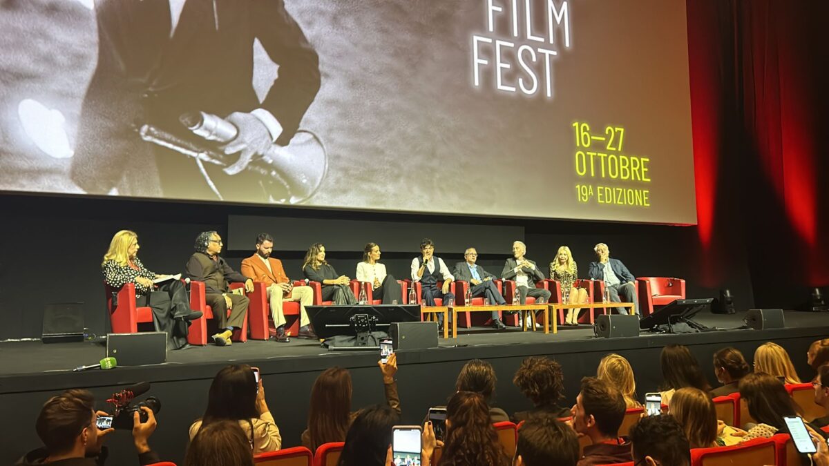 Perché Johnny Depp non si è presentato alla Festa del Cinema di Roma? | VIDEO IN ESCLUSIVA