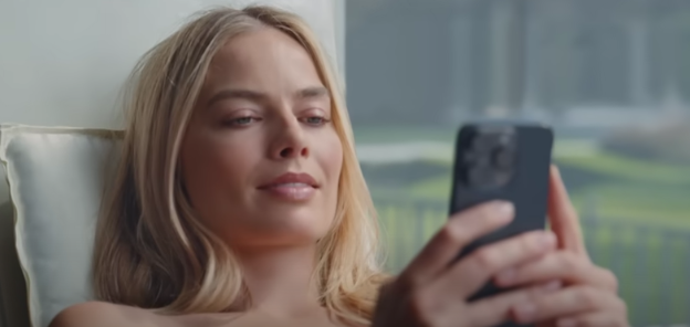 Spot Chanel n 5 2024: di chi è la canzone nella pubblicità con Margot Robbie e Jacob Elordi?