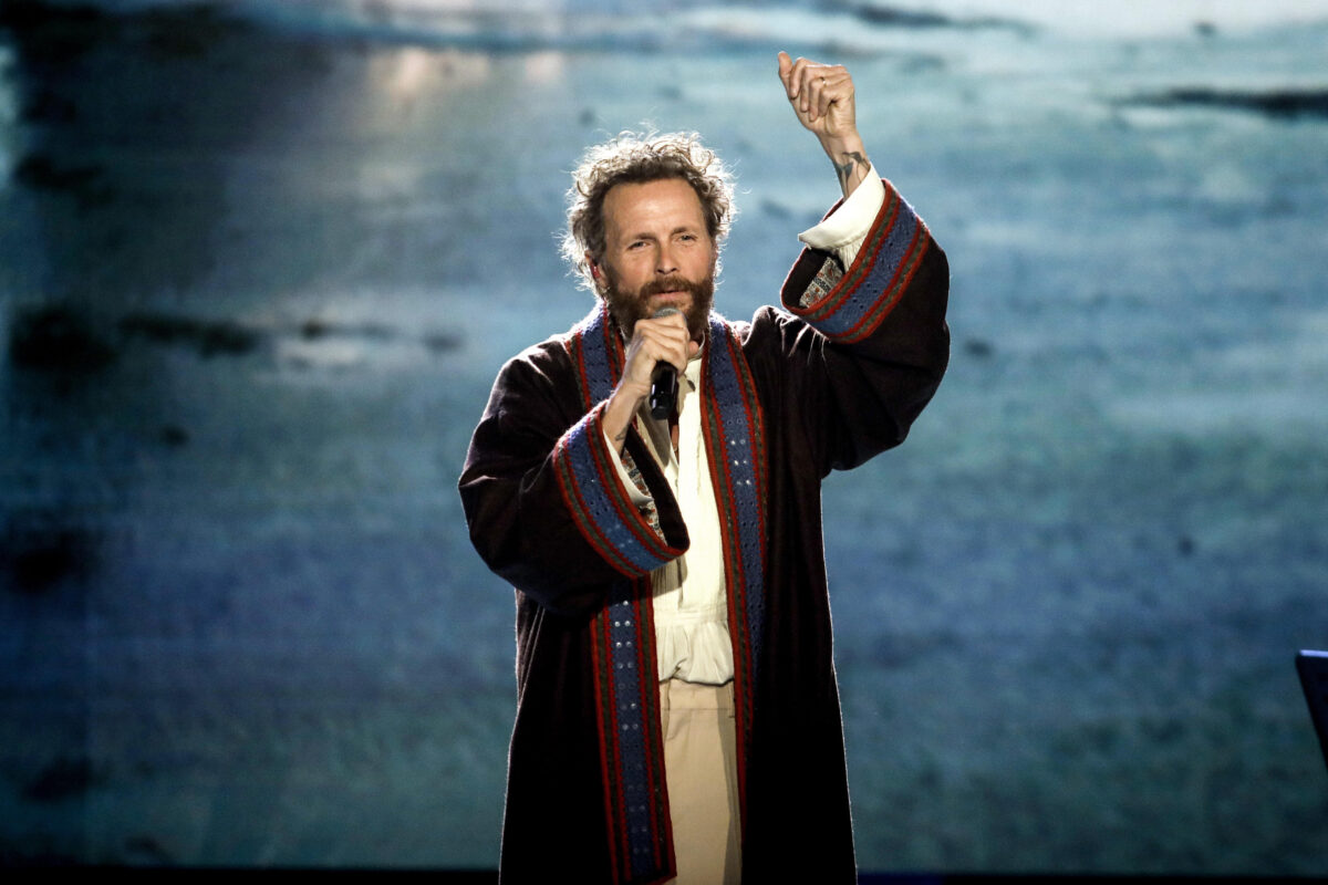 Jovanotti si racconta nel nuovo album: "Il corpo umano" è una storia che commuoverà i fan