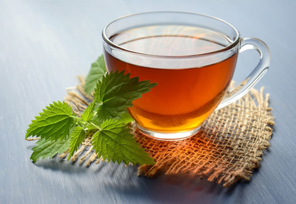 Regali di Natale per una pausa rilassante: ecco le tisane perfette per l’inverno